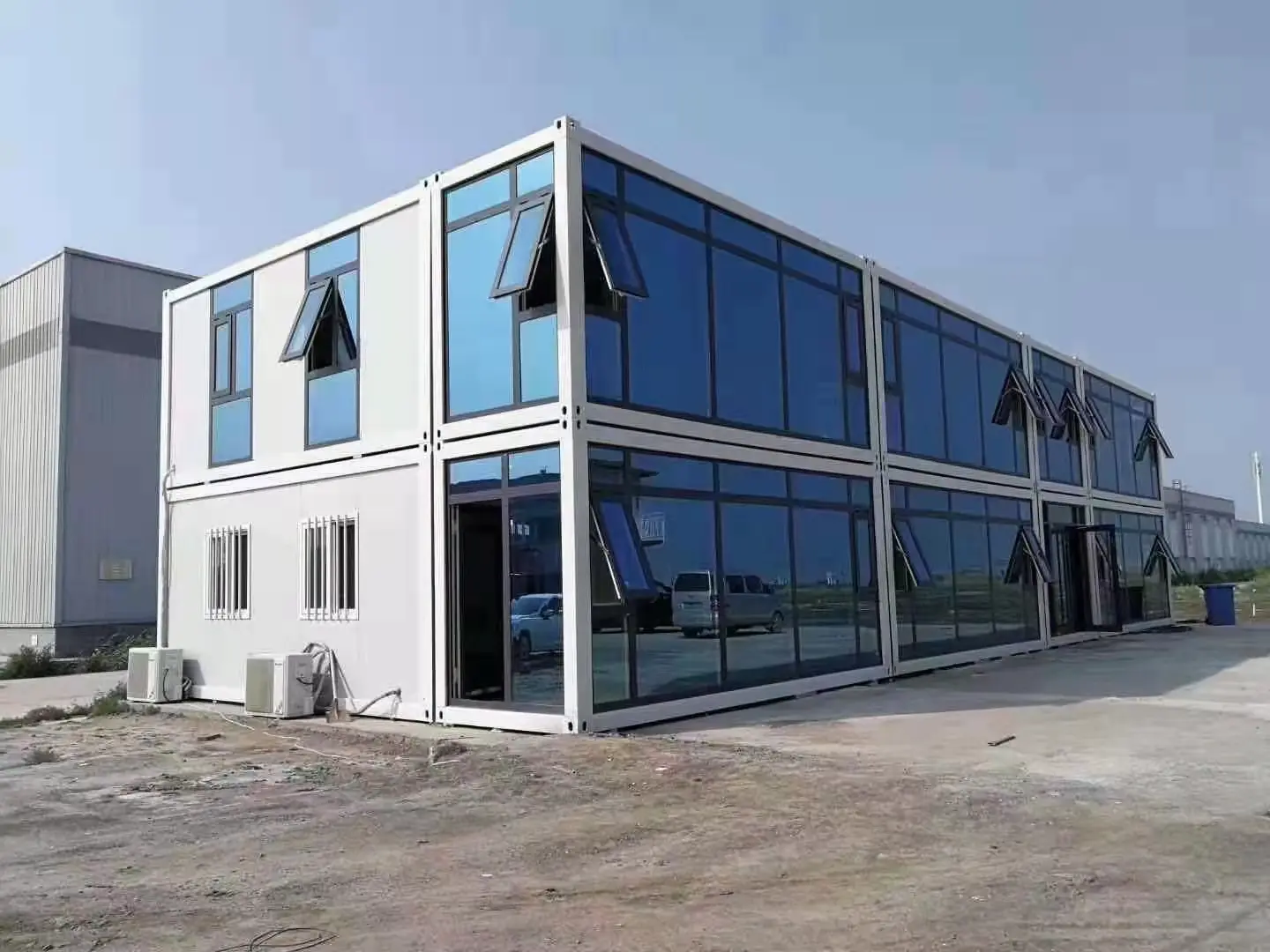 Modern prefab flat pack container/house office /dorm . Featured Image