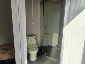 Temporary Container House for Labor Camp/Hotel/Office/Workers Accommodation